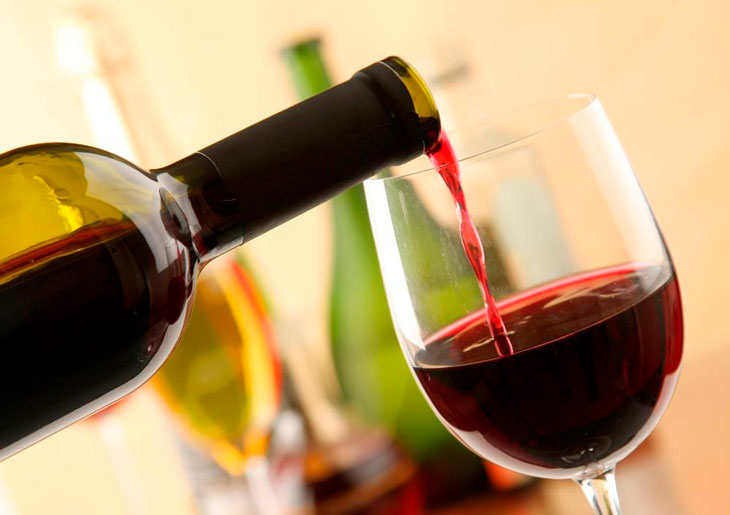 Como beber vinho: dicas úteis e práticas