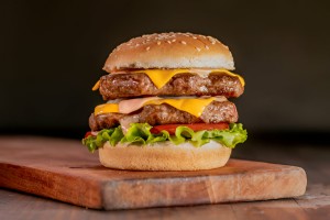 4 dicas para fazer o melhor hambúrguer caseiro